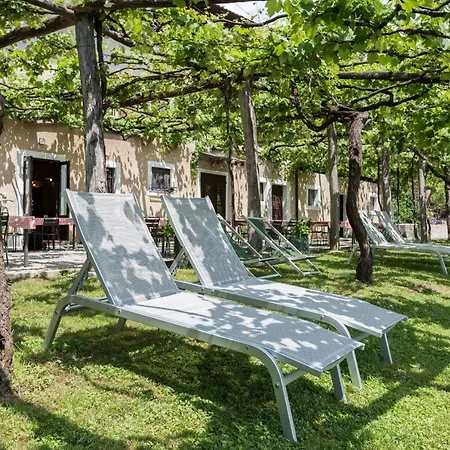 La Faula Farm stay